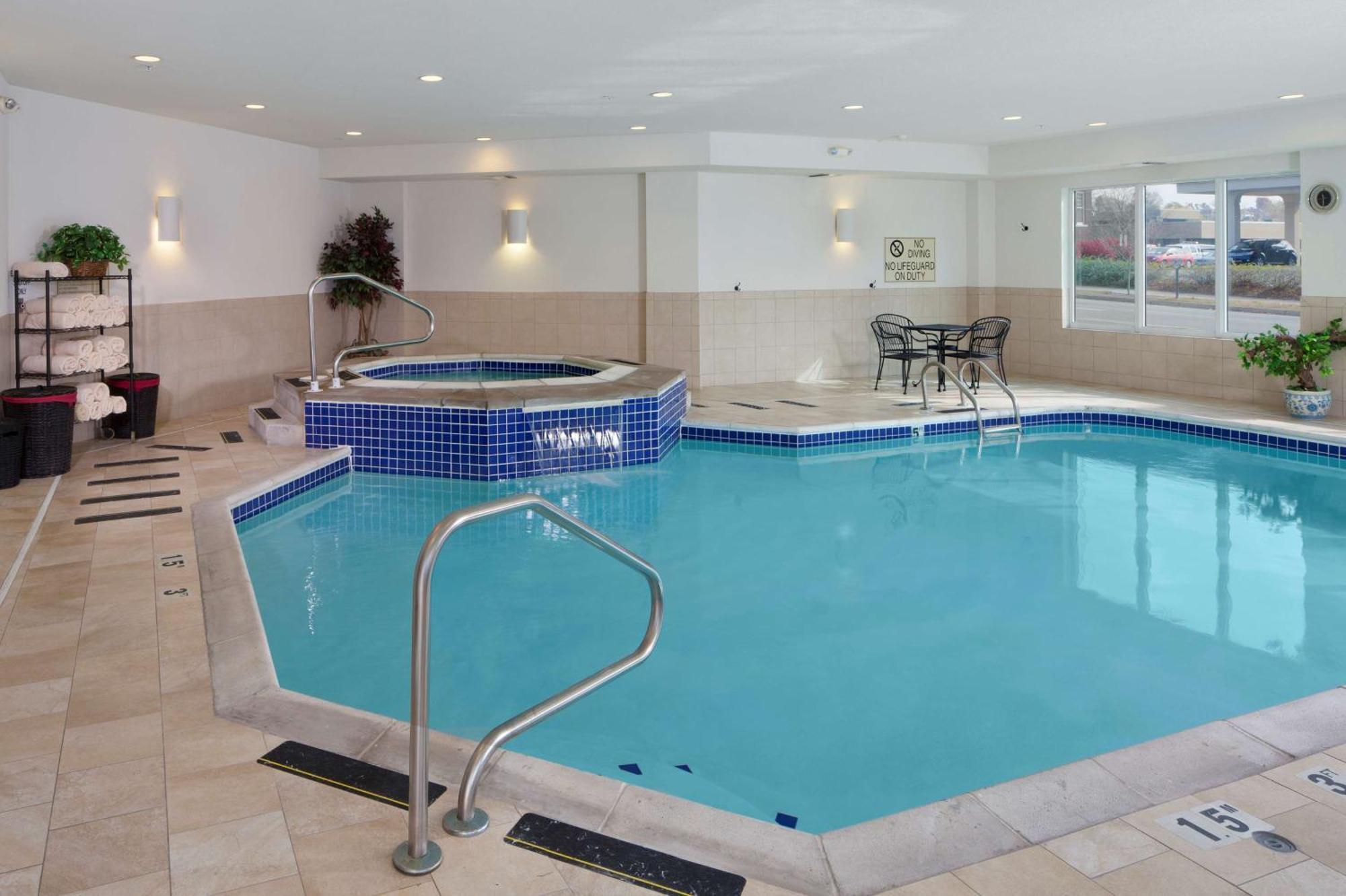 Doubletree By Hilton Jefferson City Zewnętrze zdjęcie