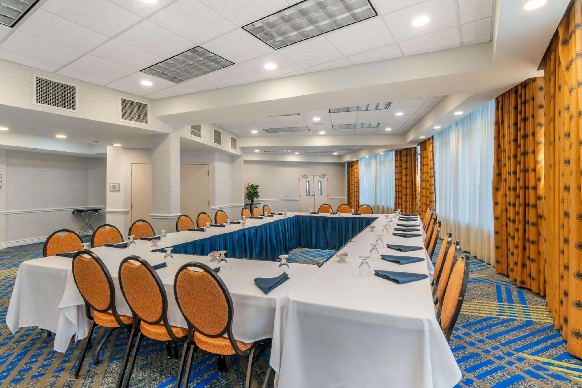 Doubletree By Hilton Jefferson City Zewnętrze zdjęcie